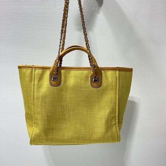 Lily&Bean London The Lily Canvas Medium Monogrammed Fabric Box Bag - Picture 7 of 14